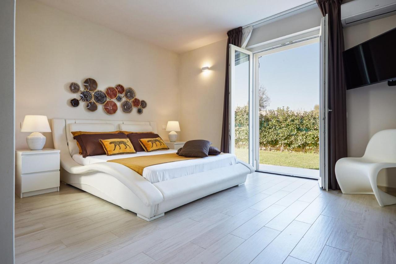 Villa Giame - Heated Pool, Beach At 350M Pozzallo Luaran gambar