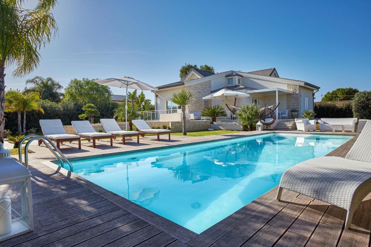 Villa Giame - Heated Pool, Beach At 350M Pozzallo Luaran gambar