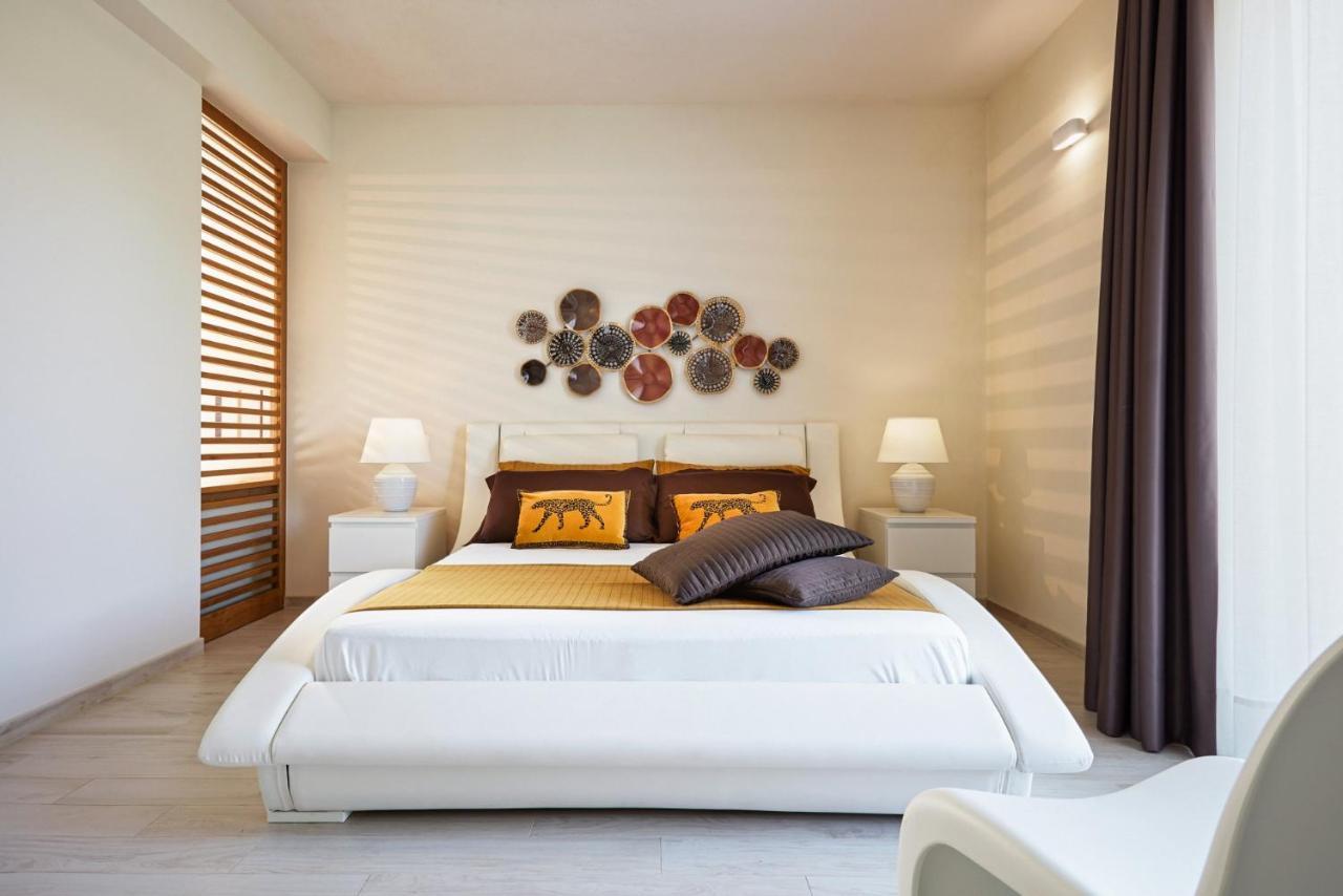 Villa Giame - Heated Pool, Beach At 350M Pozzallo Luaran gambar