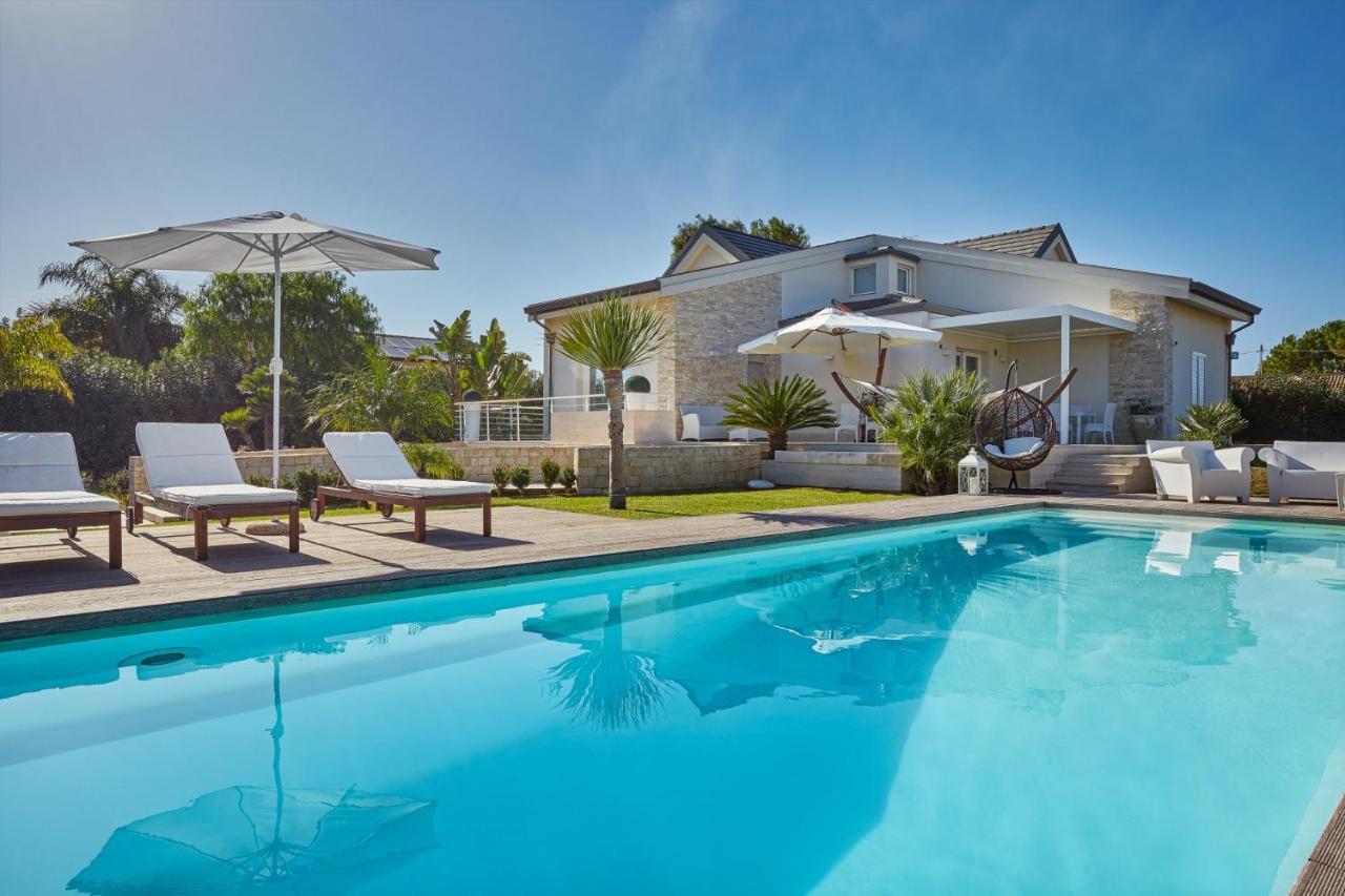 Villa Giame - Heated Pool, Beach At 350M Pozzallo Luaran gambar